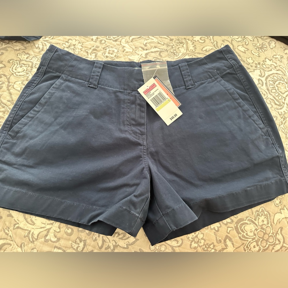 NWT Vineyard Vines 3.5 Everyday Shorts Size 4 Navy